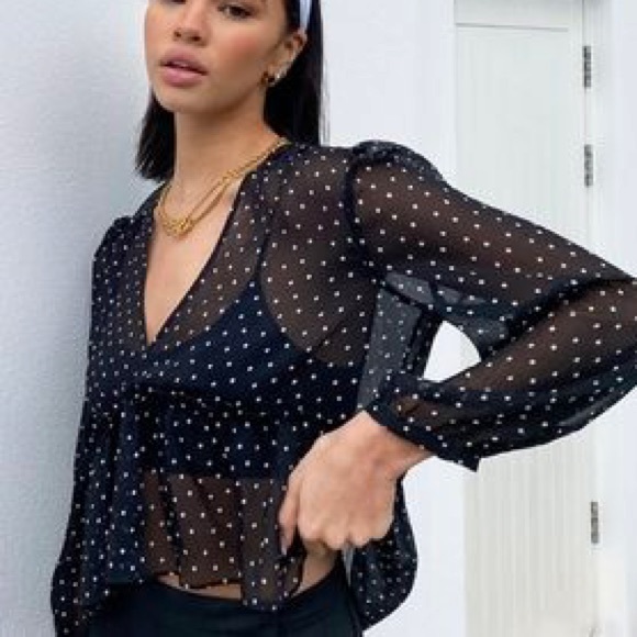 Sunday Best Top - Picture 1 of 3